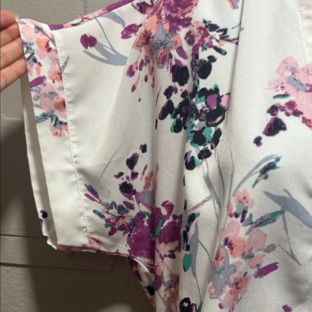 Amazon Essentials Women's Floral Blouse - Multicolor on White - Picture 8 of 8